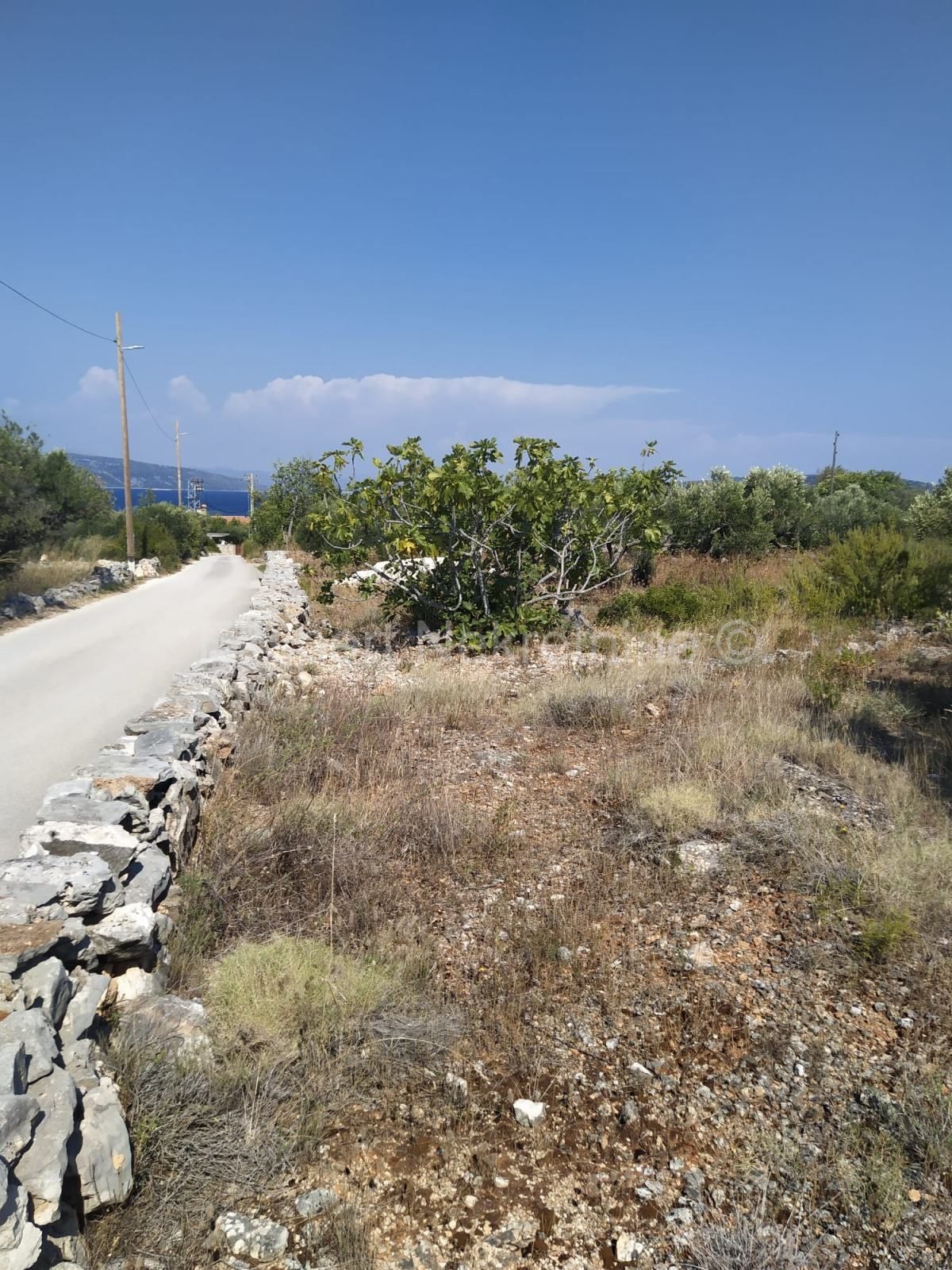 Trogir-Dintorni, Drvenik Mali, terreno edificabile 1052m2, a 150m dal mare