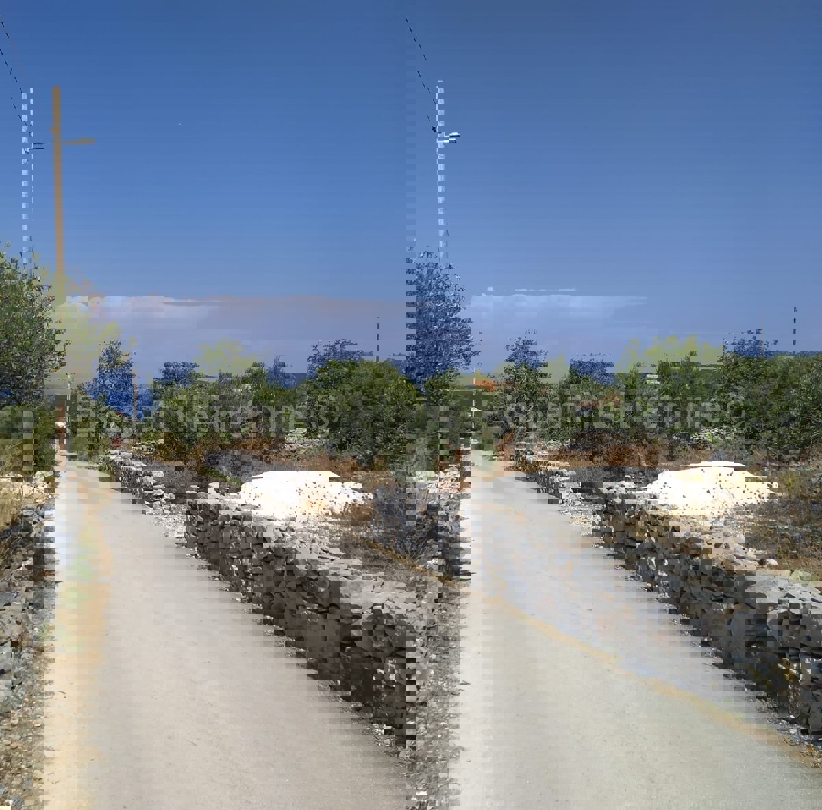 Trogir-Dintorni, Drvenik Mali, terreno edificabile 1052m2, a 150m dal mare