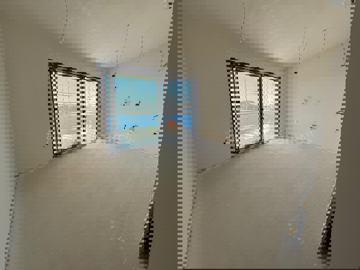 Rogoznica, Ražanj, appartamento con due camere da letto 63,52 m2, vista mare, a 160 m dal mare