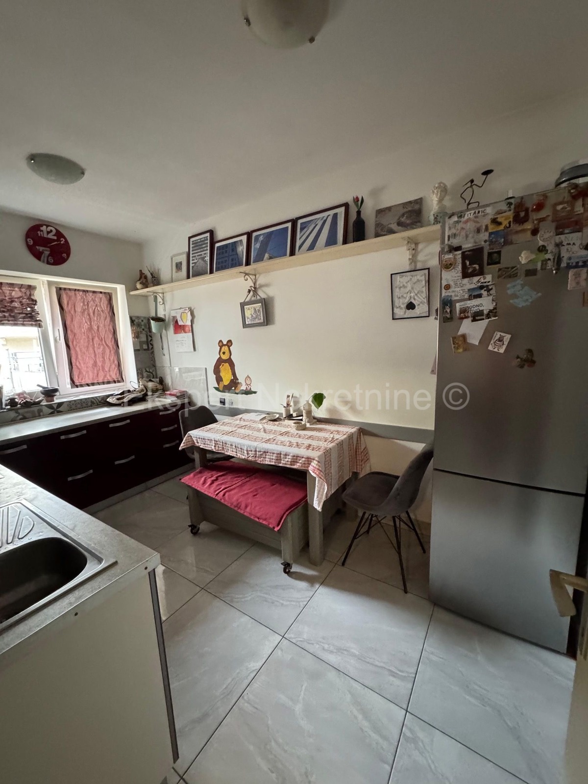 Spalato, Škrape, appartamento con tre camere da letto di 75,6 m2 al 1° piano, ottima posizione!!