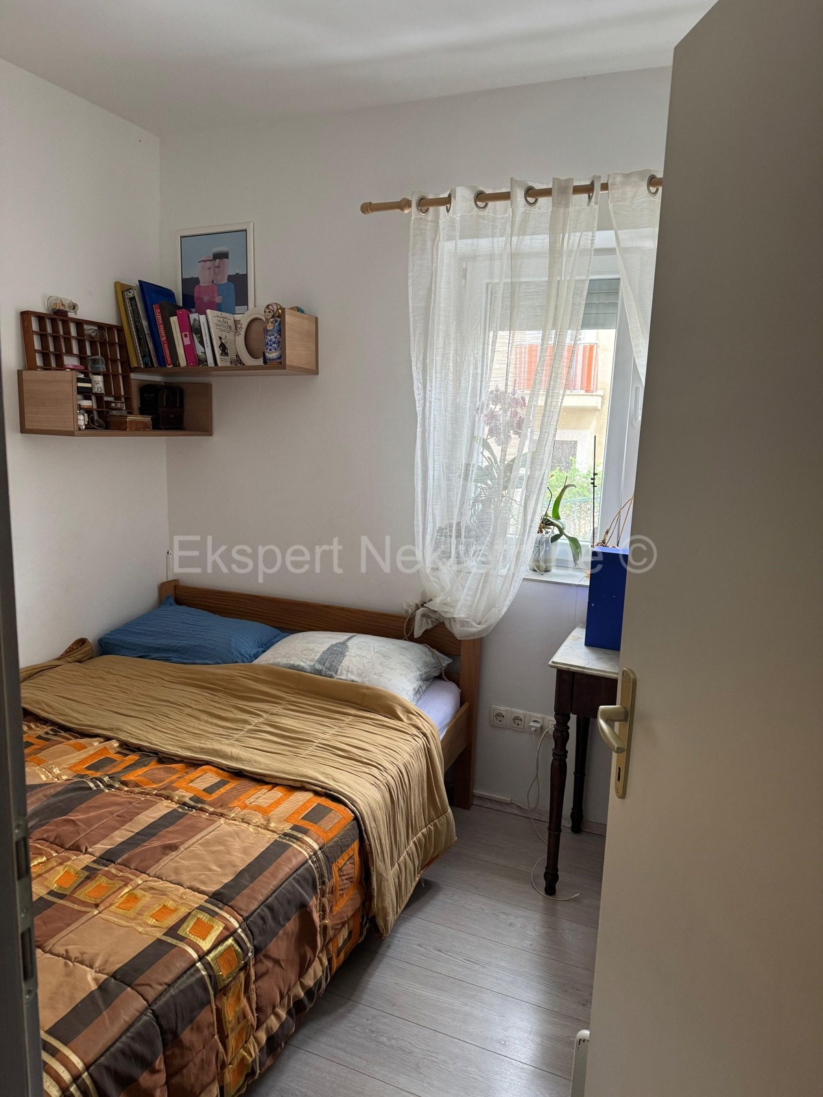 Spalato, Škrape, appartamento con tre camere da letto di 75,6 m2 al 1° piano, ottima posizione!!