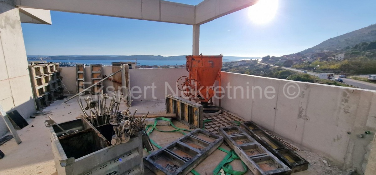 Seget D., penthouse 2-bedroom 81 m2, new building, sea view