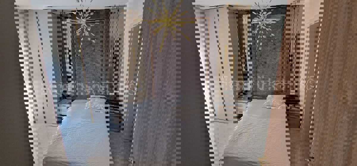 Trogir, Center, 3-bedroom apartment 160 m2, new construction, TOP location!!!