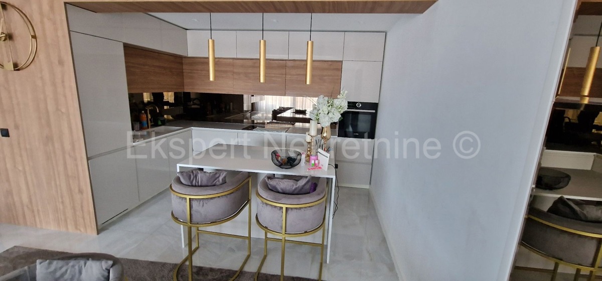 Trogir, Center, 3-bedroom apartment 160 m2, new construction, TOP location!!!