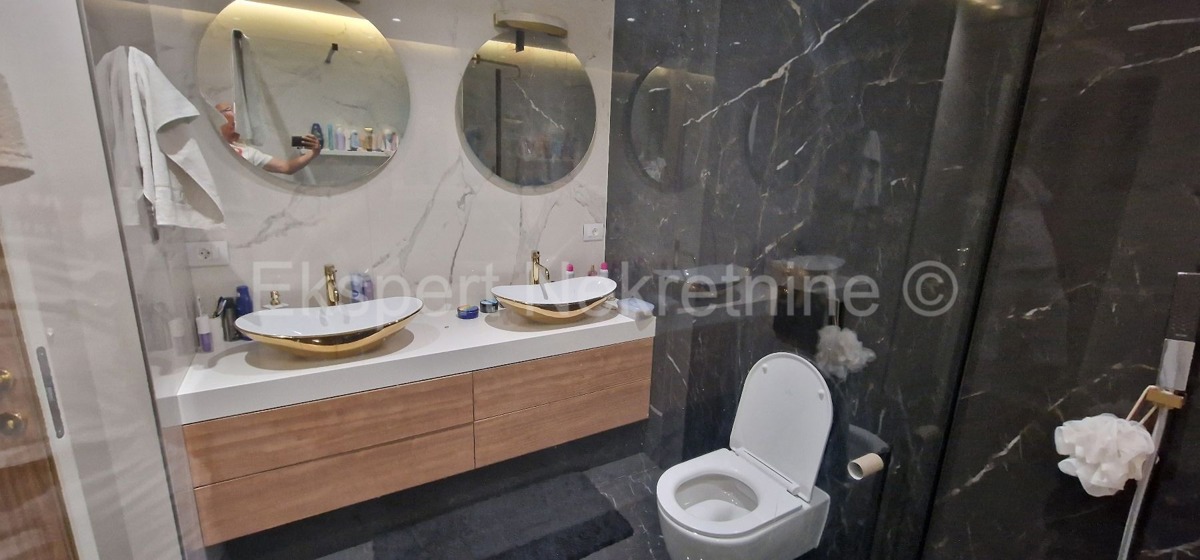 Trogir, Center, 3-bedroom apartment 160 m2, new construction, TOP location!!!