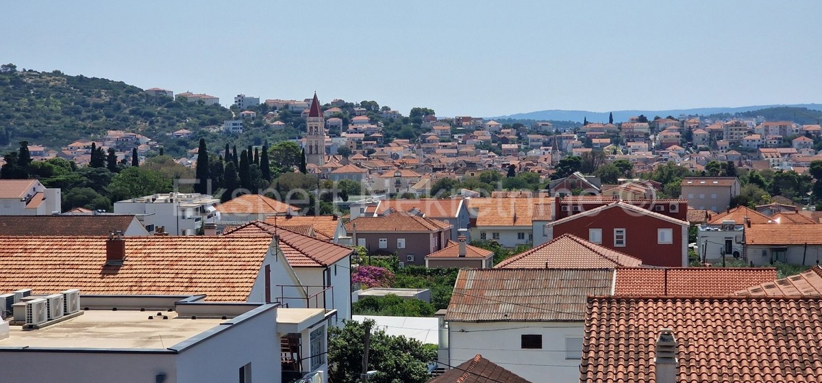 Trogir, Center, 3-bedroom apartment 160 m2, new construction, TOP location!!!