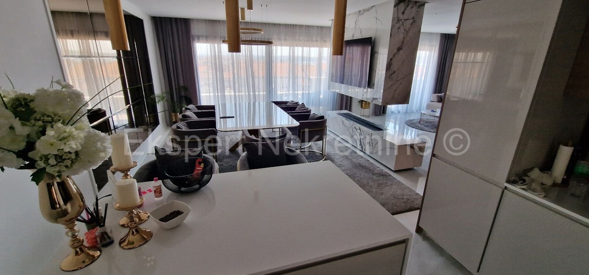 Trogir, Center, 3-bedroom apartment 160 m2, new construction, TOP location!!!