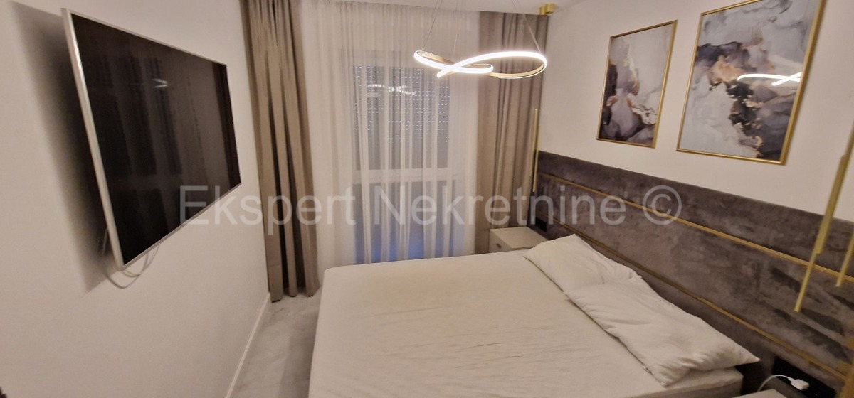 Trogir, Center, 3-bedroom apartment 160 m2, new construction, TOP location!!!