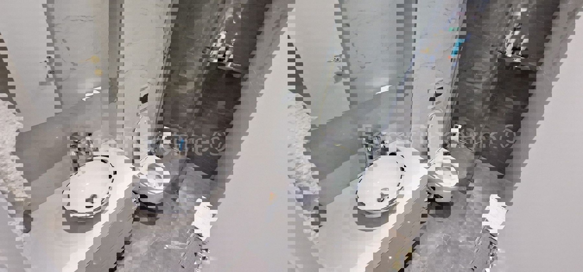 Trogir, Center, 3-bedroom apartment 160 m2, new construction, TOP location!!!