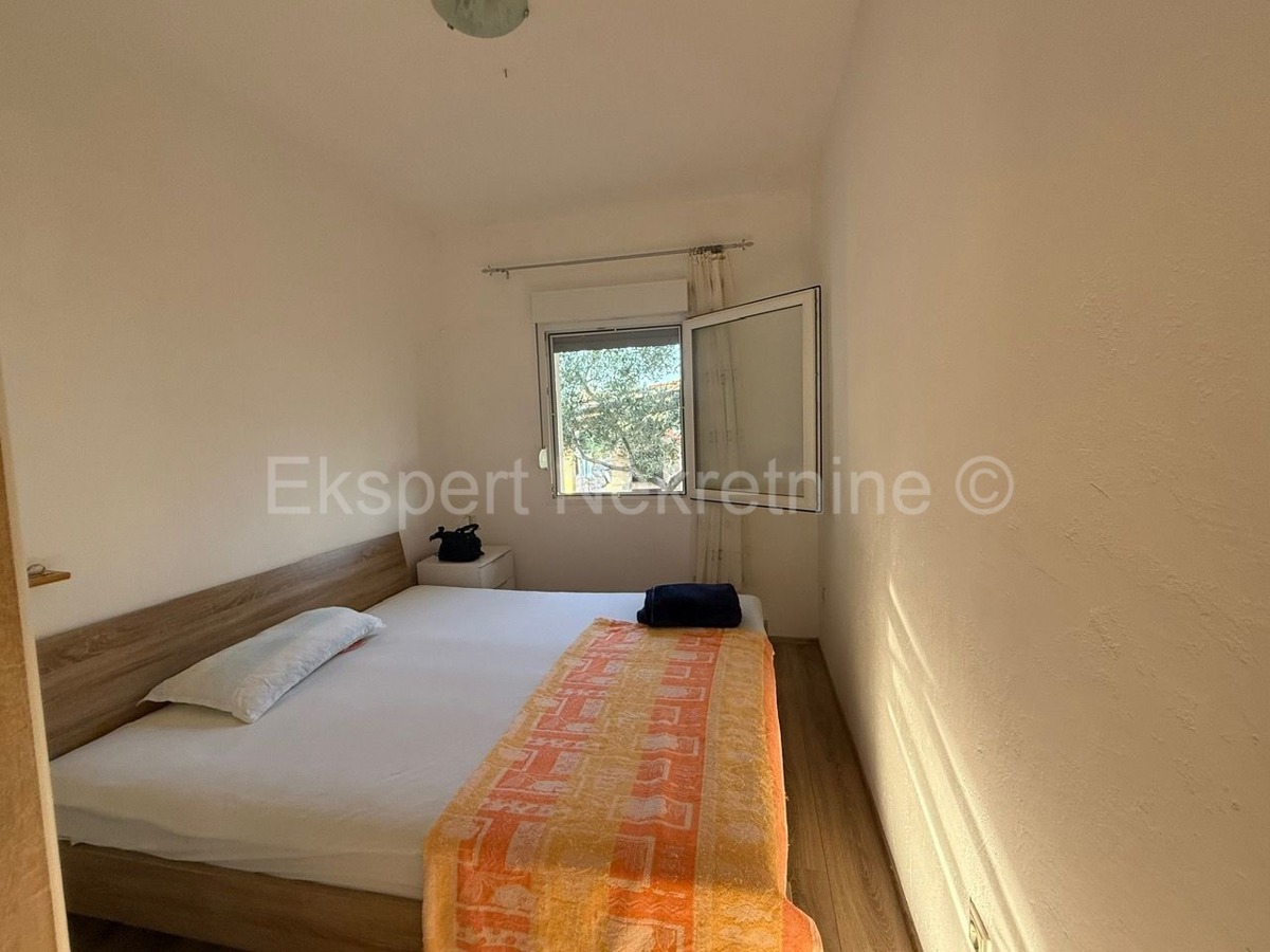 Trogir-Dintorni, Drvenik Mali, due case 83m2 + 47m2, 200m dal mare