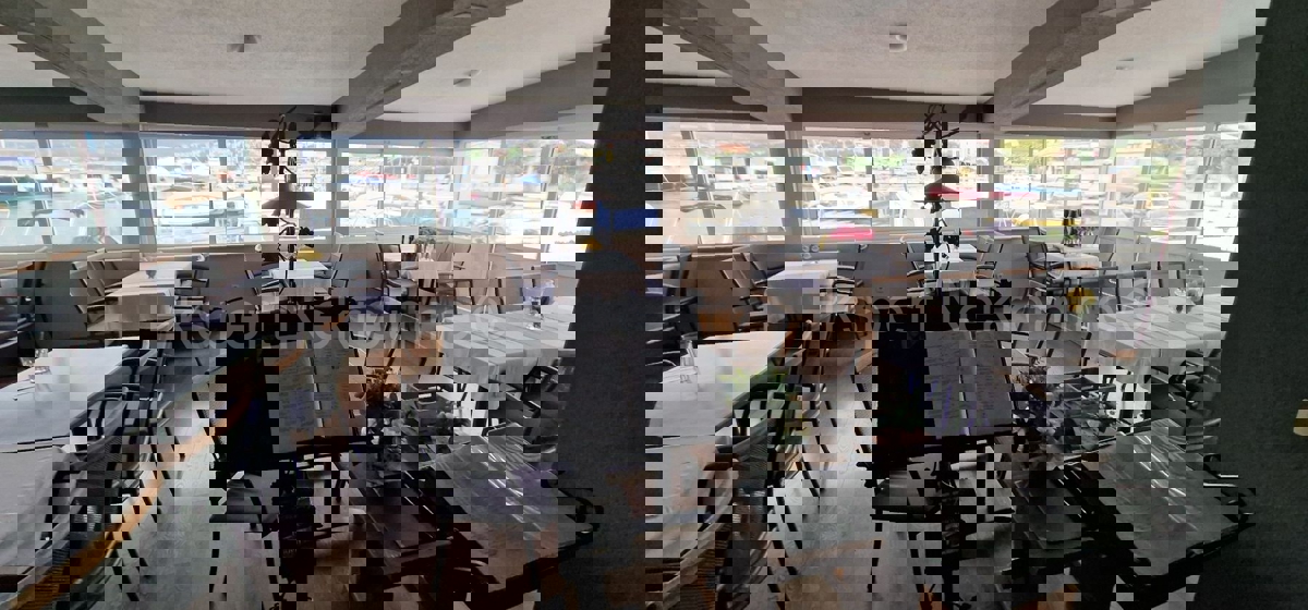 Čiovo, Okrug G., restaurant with 200 seats + additional space, FIRST ROW TO THE SEA