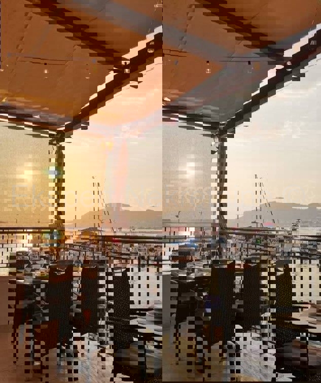 Čiovo, Okrug G., restaurant with 200 seats + additional space, FIRST ROW TO THE SEA