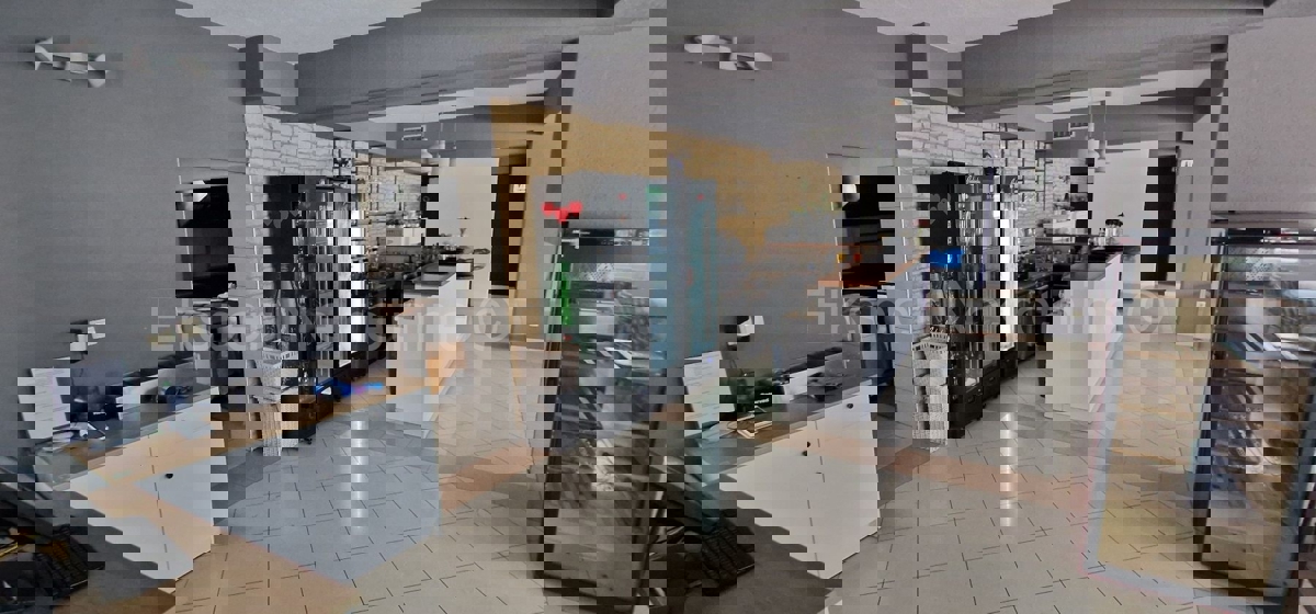 Čiovo, Okrug G., restaurant with 200 seats + additional space, FIRST ROW TO THE SEA