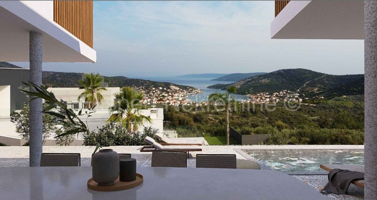 Marina, Vinišće, building plot 632 m2, with building permit for villa