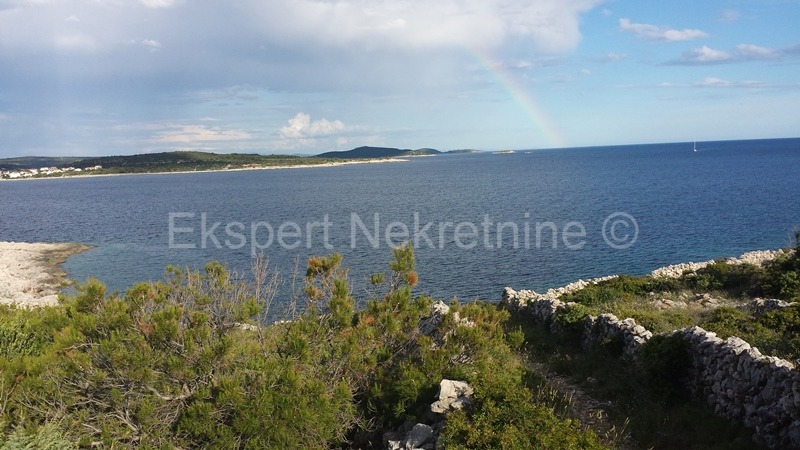 Rogoznica, Stivašnica, campo. piano terra 2755m2, prima fila al mare!