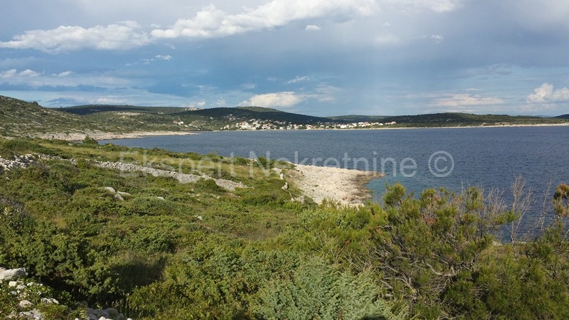 Rogoznica, Stivašnica, campo. piano terra 2755m2, prima fila al mare!