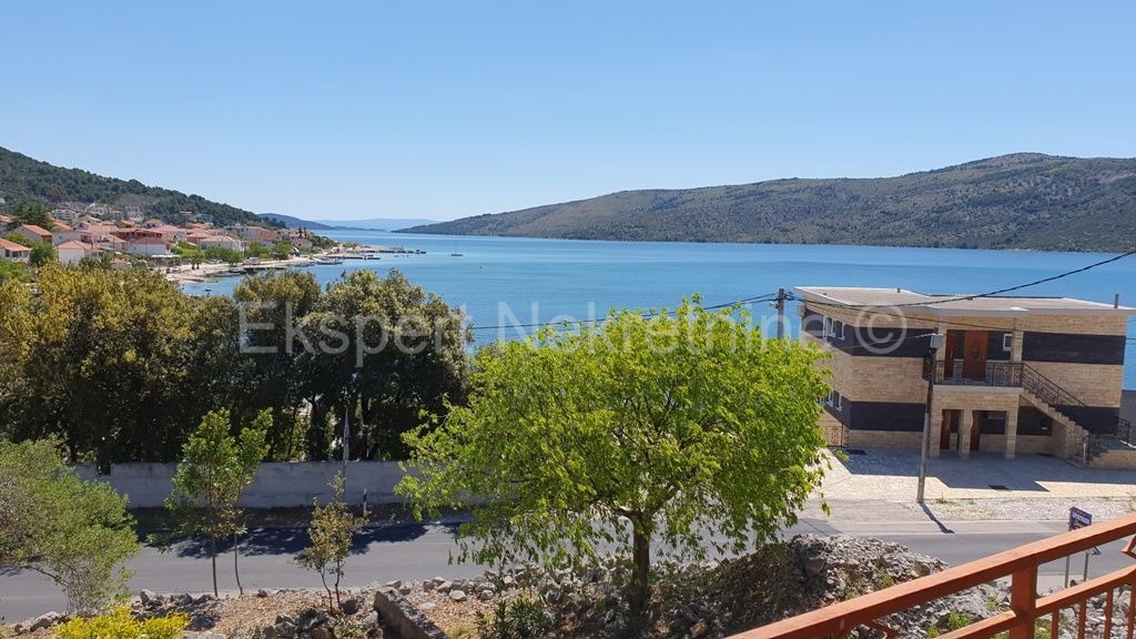 Marina, Poljica, casa non finita 397 m2, a soli 40 m dal mare e dalla spiaggia