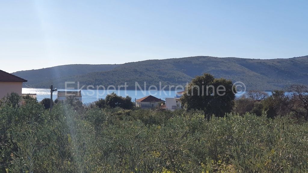 Seget Vranjica, terreno edificabile 1630 m2, vista mare