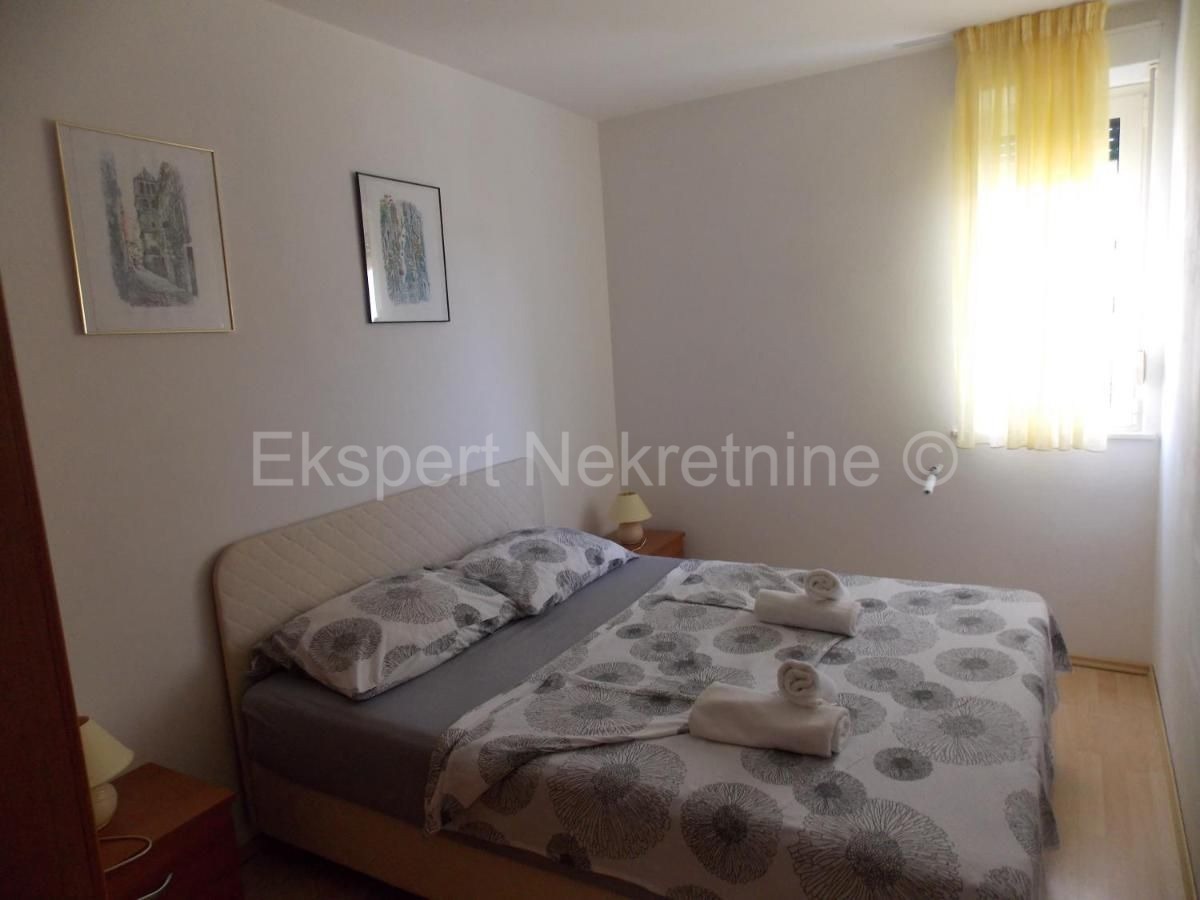 Trogir, Saldun, casa indipendente 485m2 con piscina 32m2, vista mare