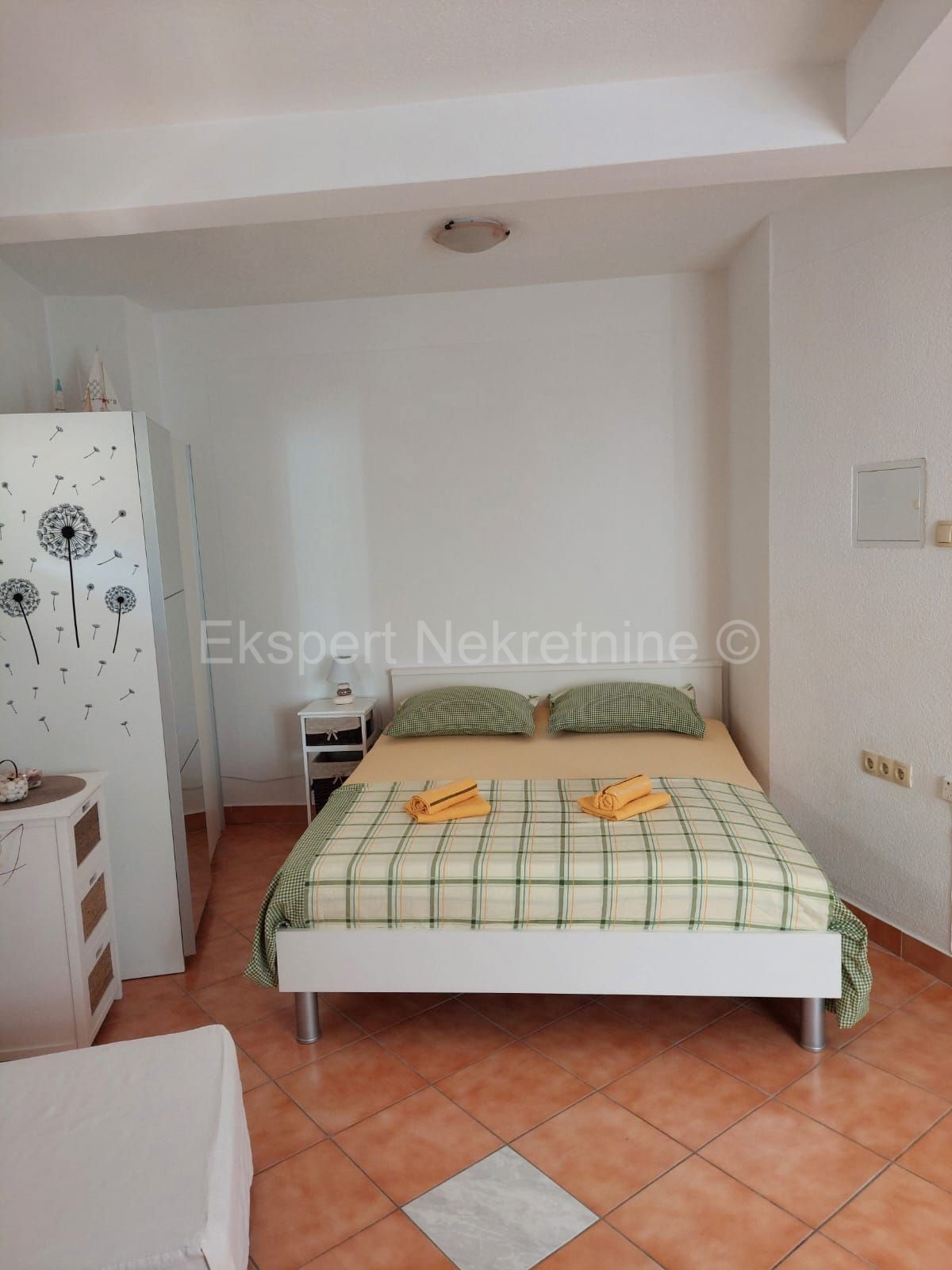 Kaštel Lukšić - casa in pietra decorata/vicino al mare