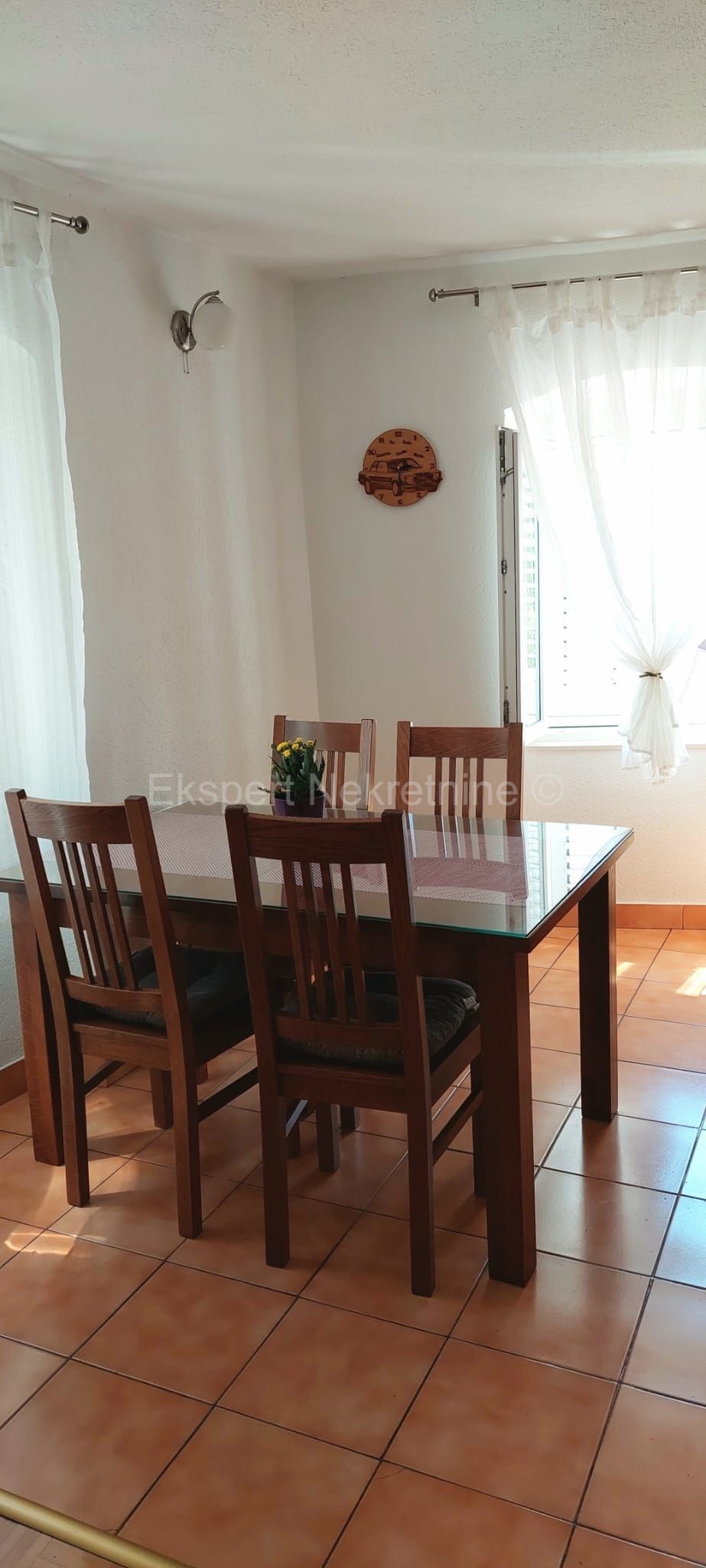 Kaštel Lukšić - casa in pietra decorata/vicino al mare