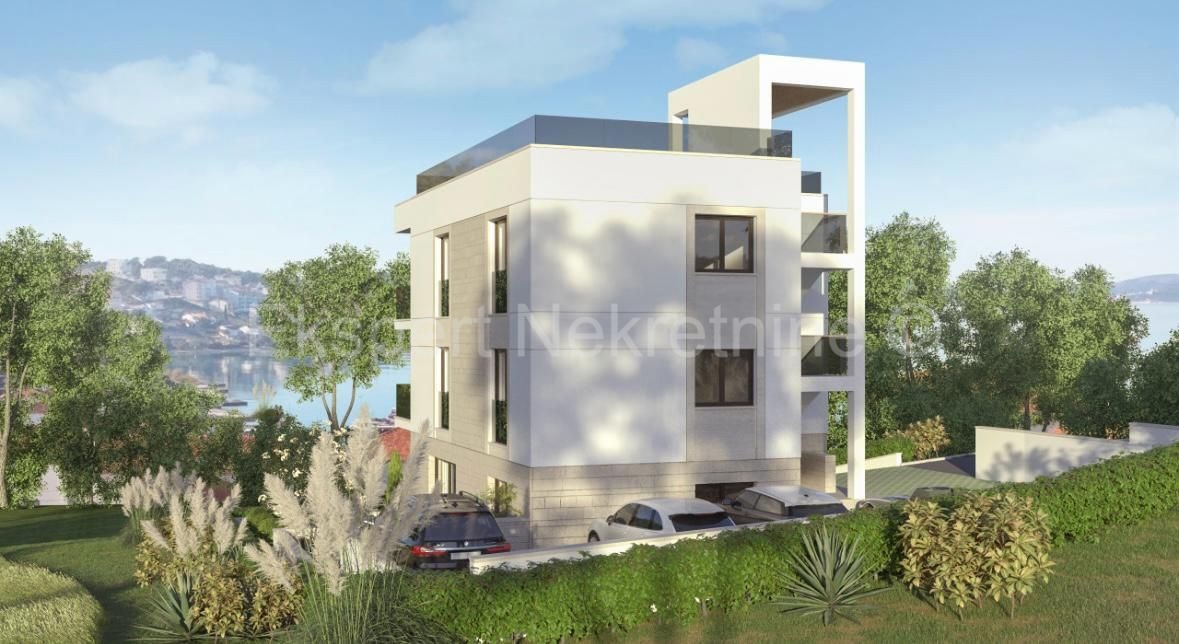 Čiovo, Okrug Gornji, bilocale 62 m2 + terrazza sul tetto 62 m2, nuova costruzione