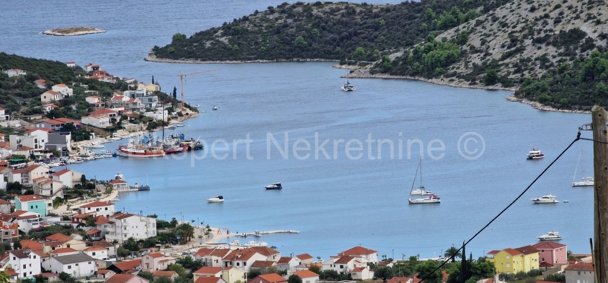 Marina, Vinišće, terreno edificabile 639 m2, vista mare