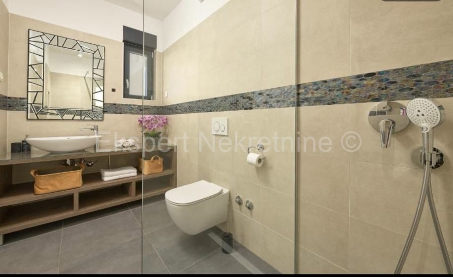 Podstrana, Strožanac, villa di lusso 350m2 con piscina, vista mare