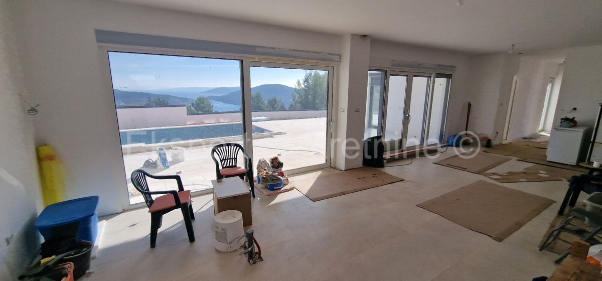 Vinišće, villa di lusso 226 m2 con piscina, vista mare