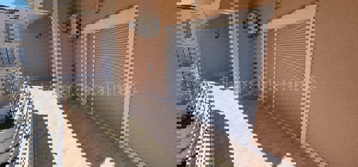 Seget D., penthouse 2-bedroom 106 m2, panoramic sea view