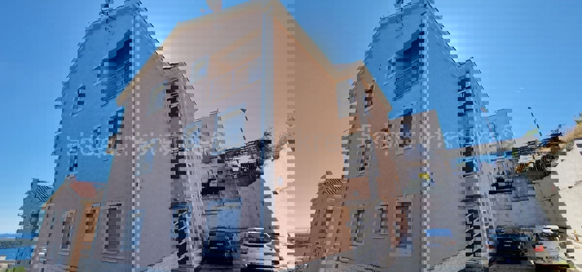 Seget D., penthouse 2-bedroom 106 m2, panoramic sea view