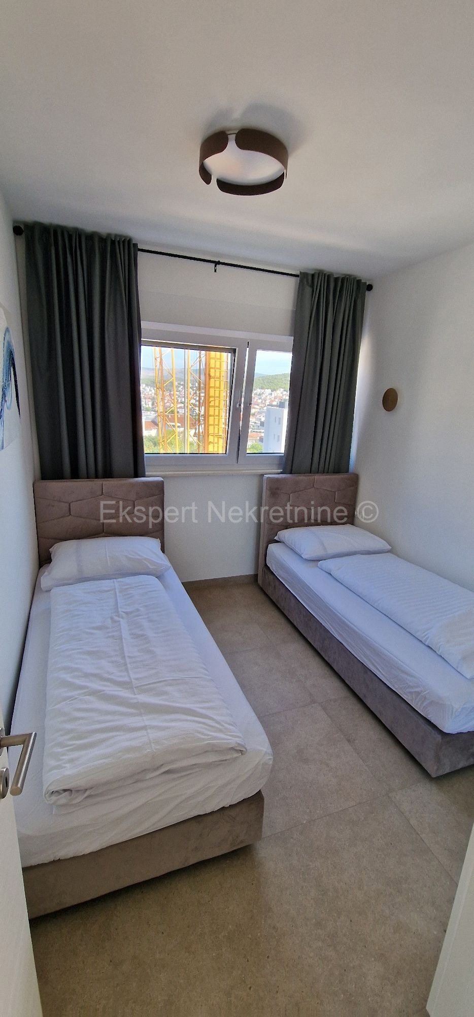 Čiovo, Okrug G, 2-bedroom apartment 75 m2, newly built, large terrace, 250 m from the sea