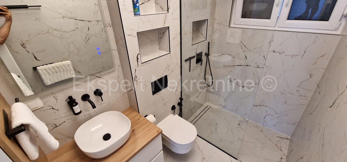 Čiovo, Okrug G, 2-bedroom apartment 75 m2, newly built, large terrace, 250 m from the sea