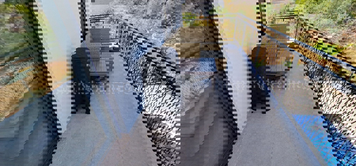 Čiovo, Okrug G, 2-bedroom apartment 75 m2, newly built, large terrace, 250 m from the sea