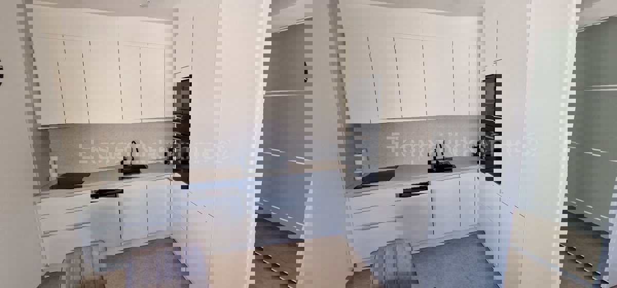 Čiovo, Okrug G, 2-bedroom apartment 75 m2, newly built, large terrace, 250 m from the sea