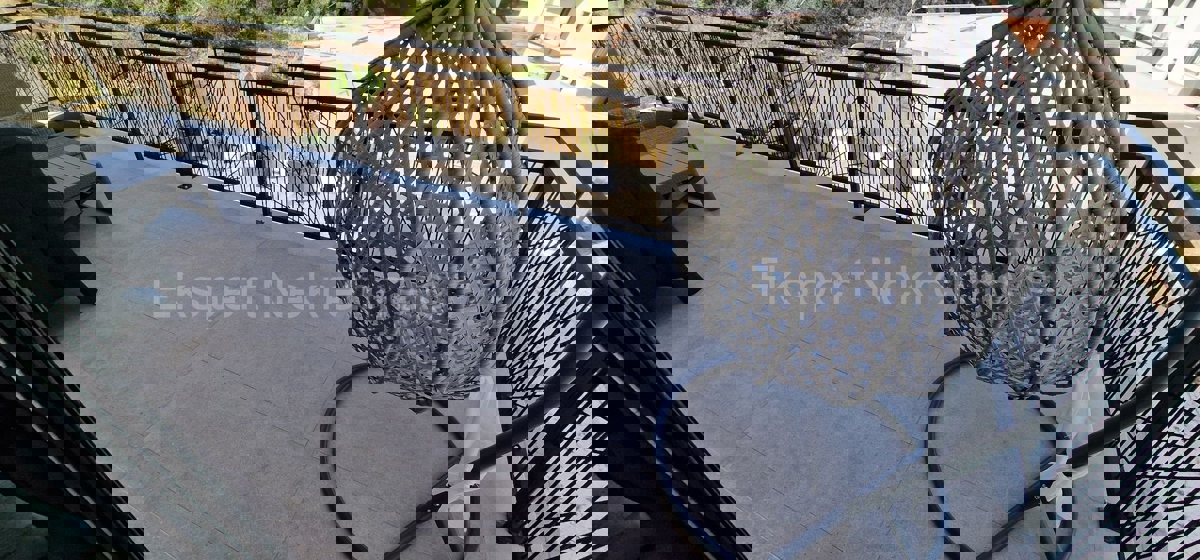 Čiovo, Okrug G, 2-bedroom apartment 75 m2, newly built, large terrace, 250 m from the sea