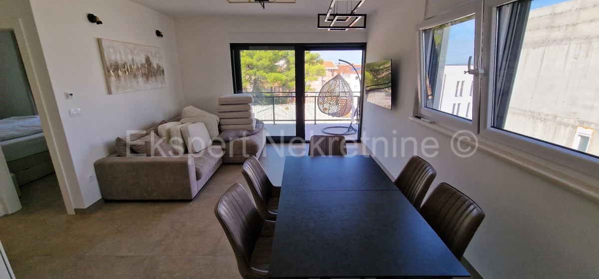 Čiovo, Okrug G, 2-bedroom apartment 75 m2, newly built, large terrace, 250 m from the sea