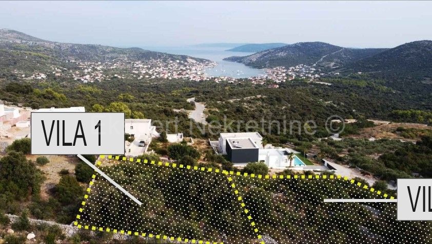 Marina, Vinišće, building plot 632 m2, with building permit for villa