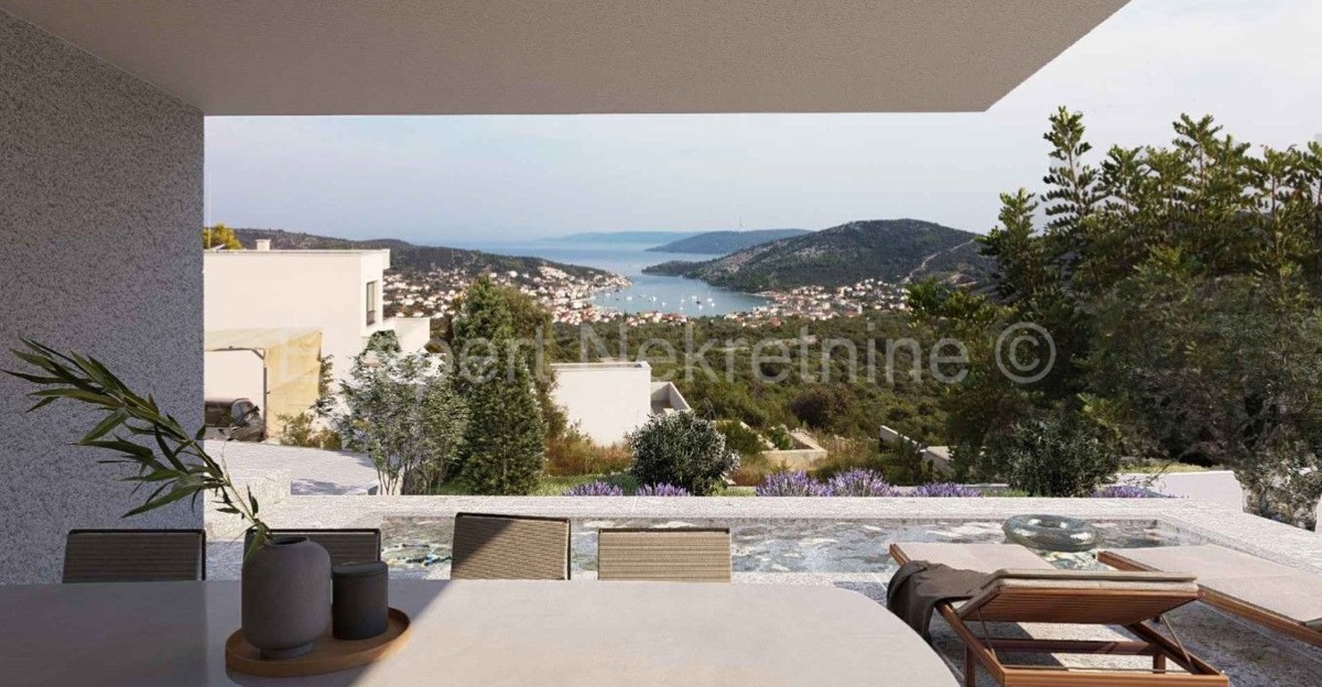 Marina, Vinišće, building plot 632 m2, with building permit for villa