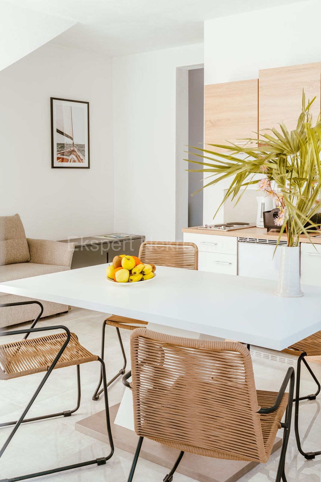 Marina, centro, casa indipendente di 381 mq in nuova costruzione, con 6 appartamenti