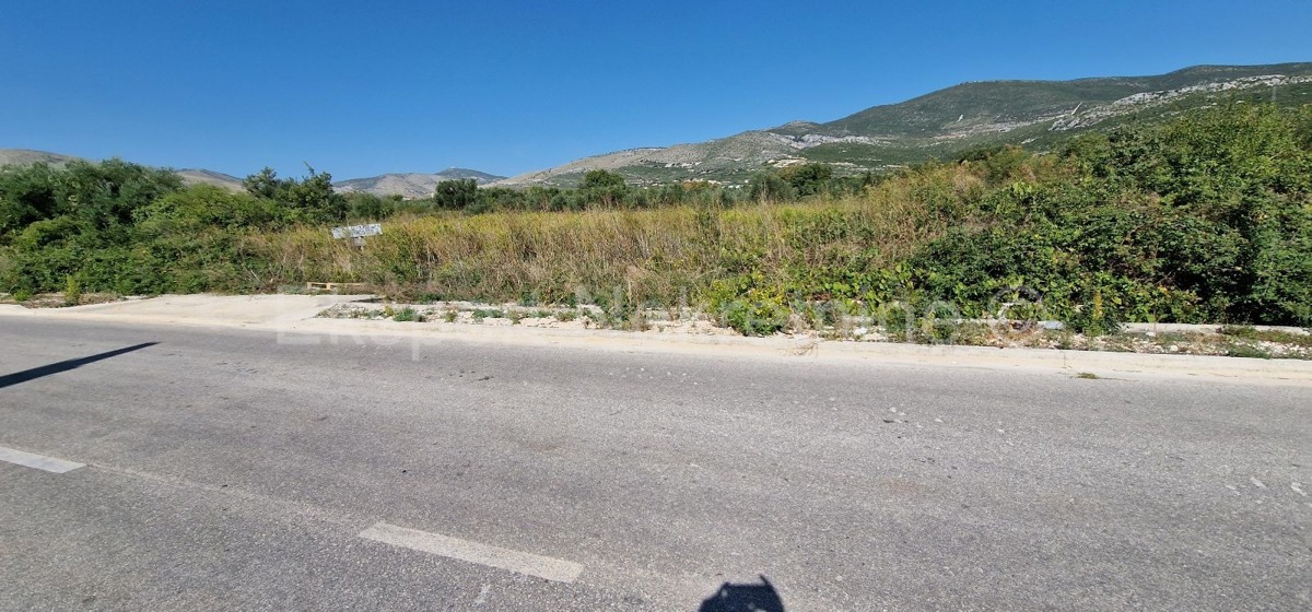 Trogir-Okolica, Plano, terreno edificabile 1332m2
