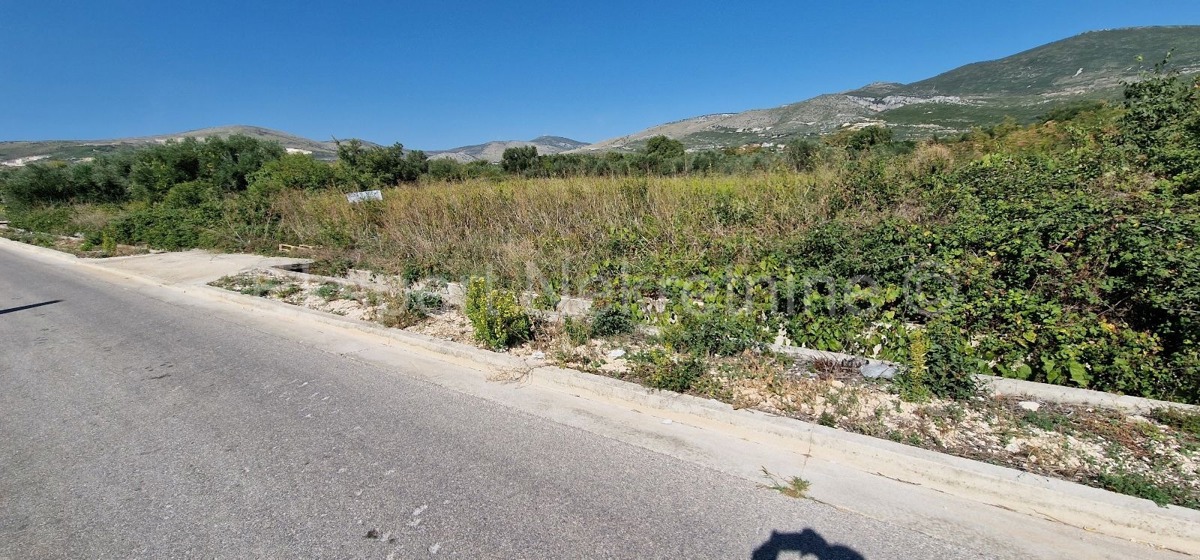 Trogir-Okolica, Plano, terreno edificabile 1332m2