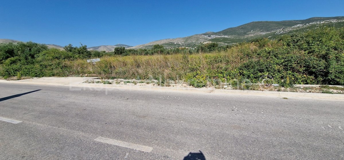 Trogir-Okolica, Plano, terreno edificabile 1332m2