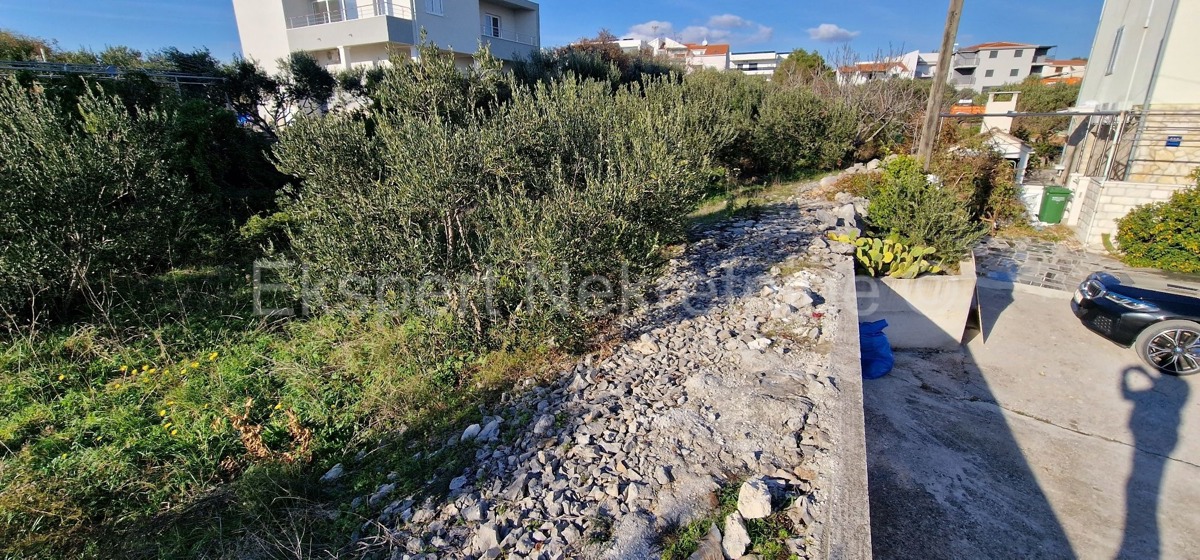 Čiovo, distretto di Gornji, terreno edificabile di 600 m2