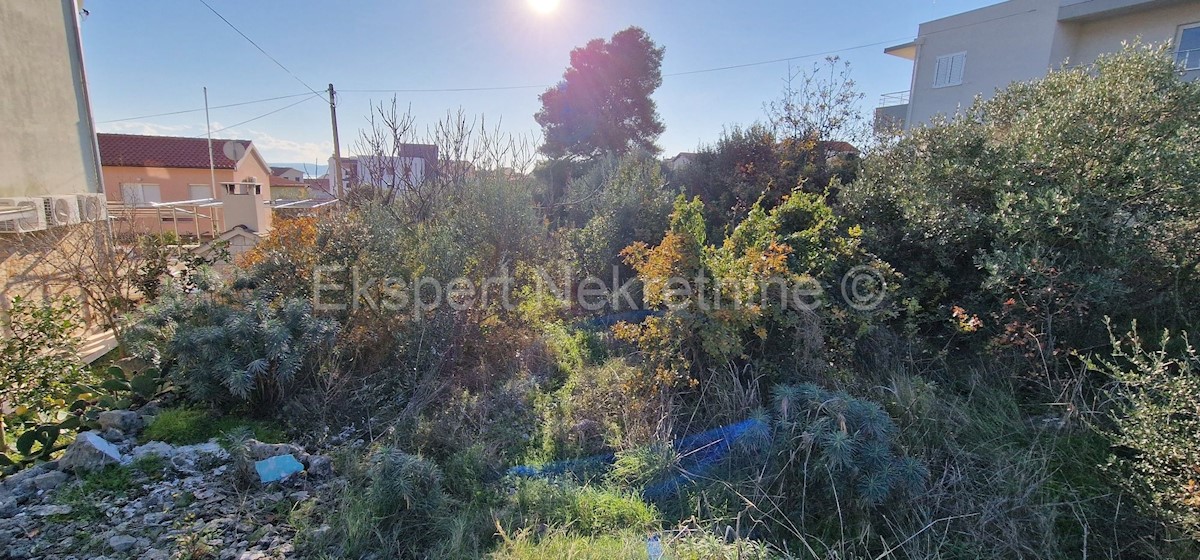 Čiovo, distretto di Gornji, terreno edificabile di 600 m2