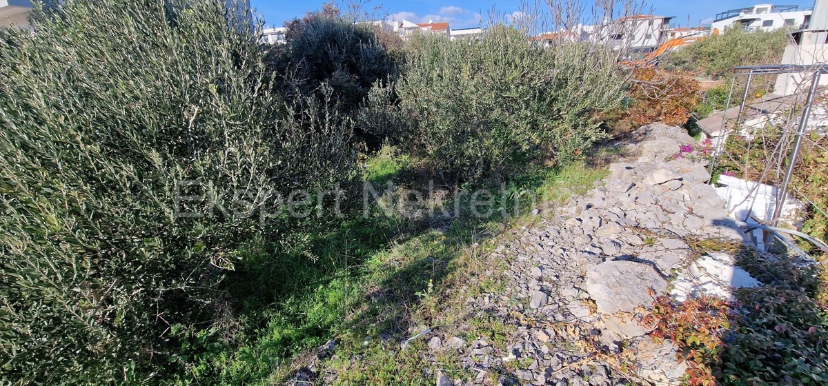 Čiovo, distretto di Gornji, terreno edificabile di 600 m2