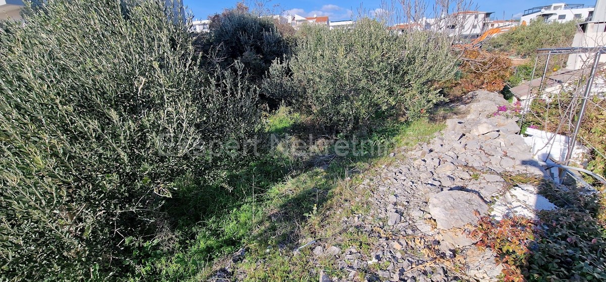 Čiovo, distretto di Gornji, terreno edificabile di 600 m2