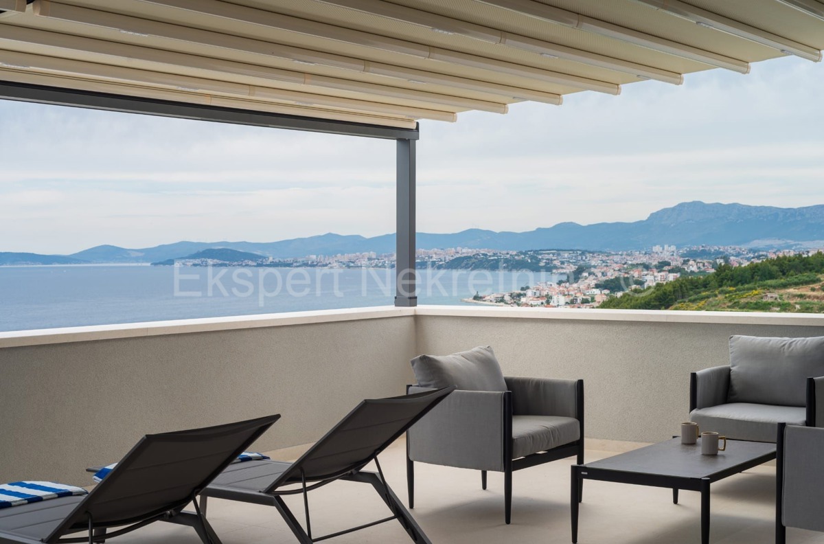 Podstrana, Mutogras, villa di lusso 340 m2 con giardino 392 m2 e piscina