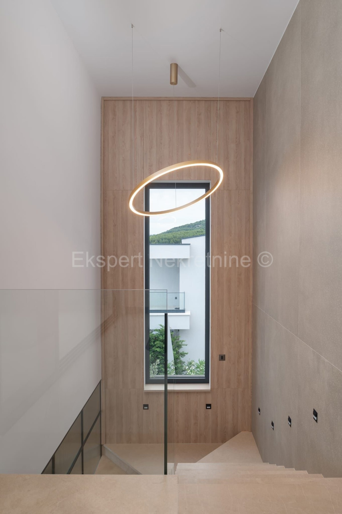 Podstrana, Mutogras, villa di lusso 340 m2 con giardino 392 m2 e piscina