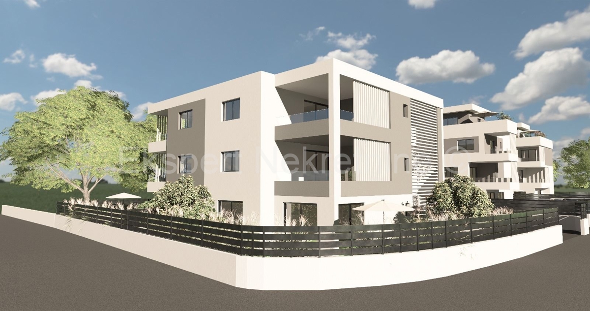 K.Stari, confortevole appartamento con due camere da letto 67m2 con 2 posti auto, vista mare